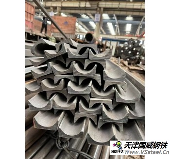 槽型鋼/水冷壁管固定件55x24/L=450/15CrMo